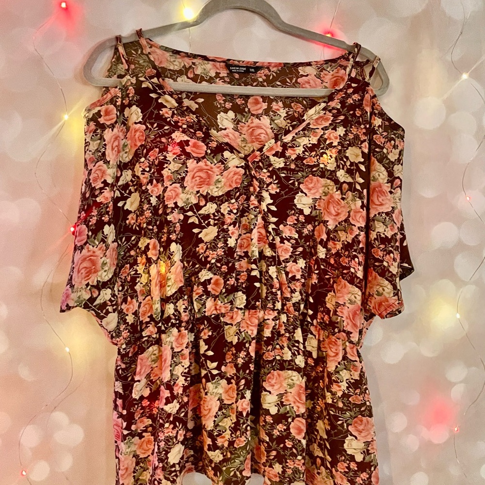 Floral Cold Shoulder Top